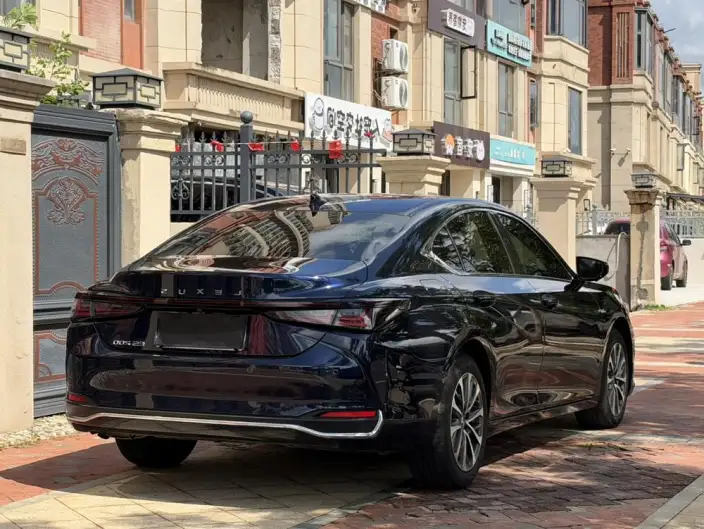 Lexus ES 2025 Model 200 Premium – фото 6