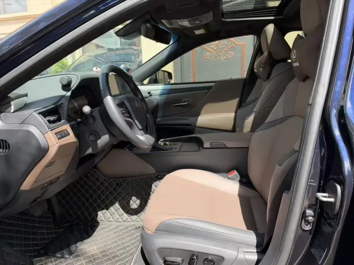 Lexus ES 2025 Model 200 Premium – фото 8