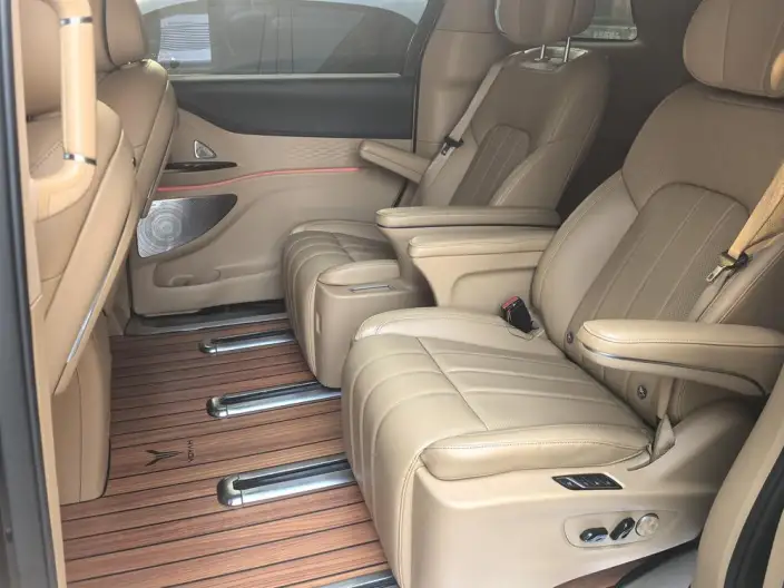 VOYAH Dreamer PHEV 2024 Model Ultra-long Endurance Superior Edition – фото 9