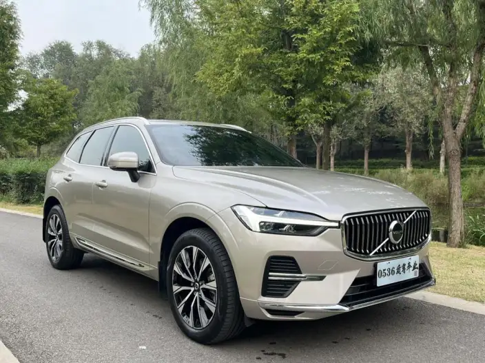 Volvo XC60 2024 Model B5 4WD Smart Range Deluxe Edition – фото 3