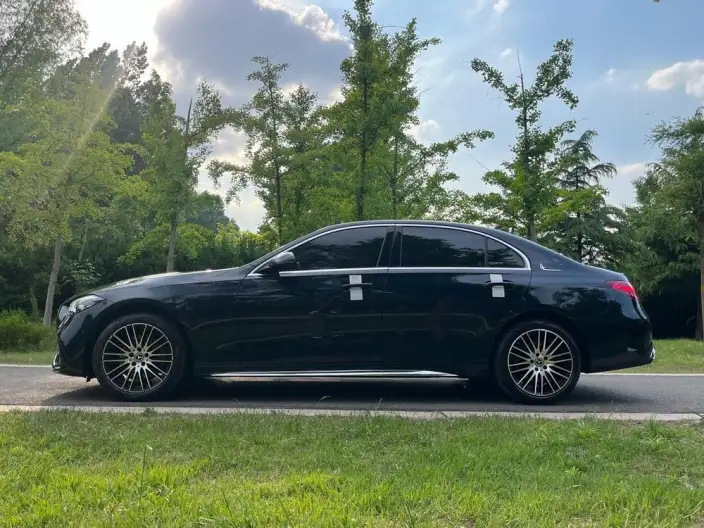 Mercedes-Benz C-Class 2022 Model C 260 L Sports Edition – фото 4