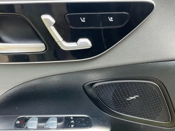 Mercedes-Benz C-Class 2022 Model C 260 L Sports Edition – фото 9
