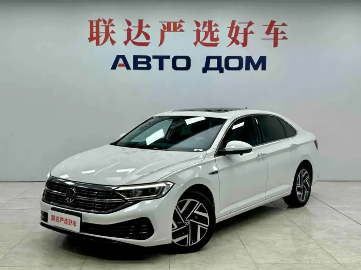 Volkswagen Sagitar 2023 Model 200TSI DSG Beyond Edition – фото 1