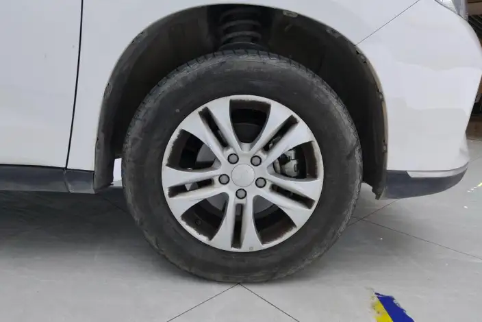 Haval M6 2023 Model PLUS 1.5T DCT Elite Smart Connect Model – фото 4
