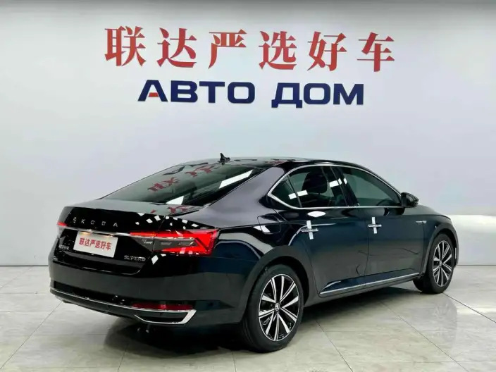Skoda Superb 2024 Model TSI280 DSG Exclusive Edition – фото 6