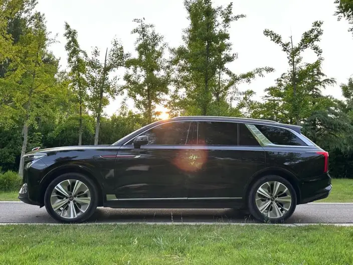 HONGQI E-HS9 2022 Model 690km Flag Xiang Edition VI seat – фото 4