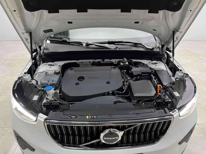 Volvo XC40 2023 Model B4 4WD Smart Range Deluxe Edition – фото 7
