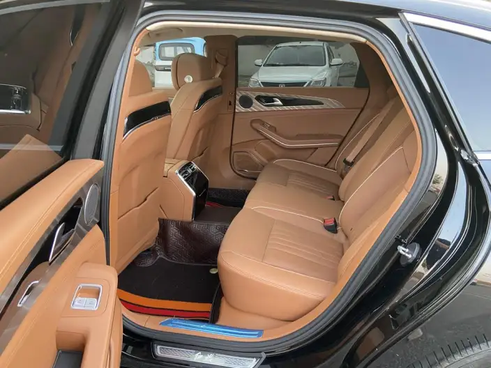 HONGQI H9 2022 Model 2.0T Smart Flag Enjoy Edition – фото 9