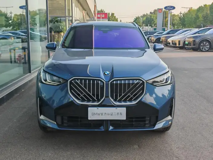 BMW X3 2025 Model xDrive30L Exclusive Model M Sports Set – фото 2