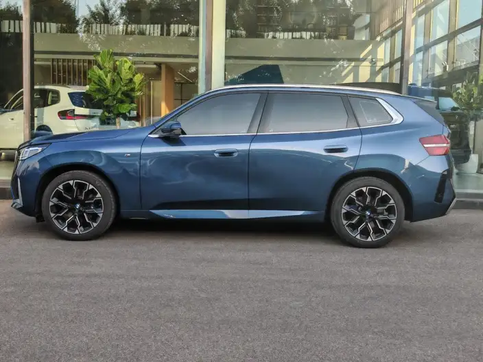 BMW X3 2025 Model xDrive30L Exclusive Model M Sports Set – фото 3