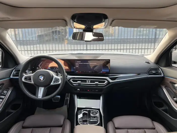 BMW 3 Series 2023 Model 320Li M Sports Set – фото 9