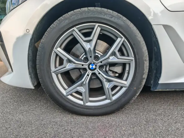 BMW i3 2026 Model Facelift eDrive35L – фото 9