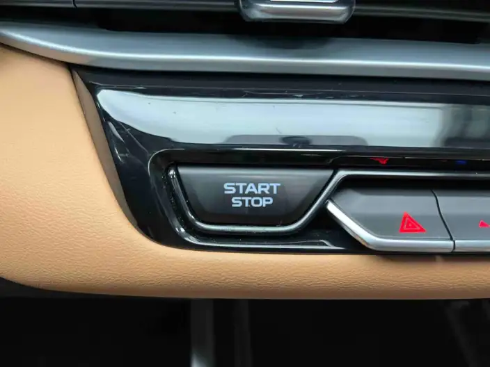 Geely Emgrand 2025 Model No. 4 Gen 1.5L CVT Flagship Model – фото 10