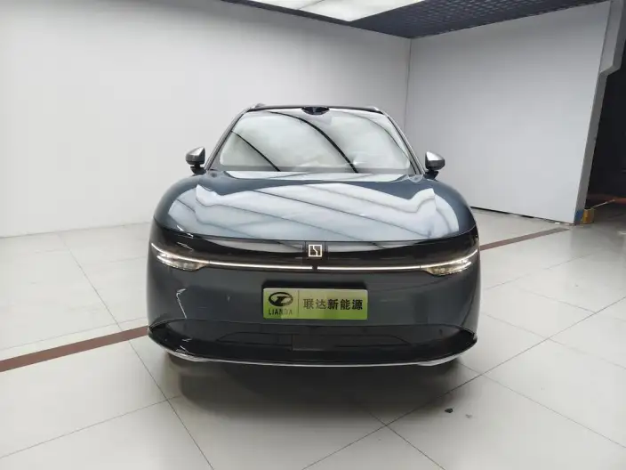 ZEEKR 7X 2025 Model 100kWh Long Battery Life Pro Rear Drive Smart Driving Edition – фото 2