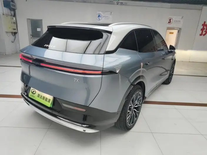 ZEEKR 7X 2025 Model 100kWh Long Battery Life Pro Rear Drive Smart Driving Edition – фото 6