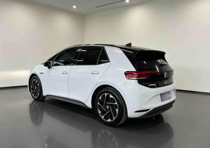 Volkswagen ID.3 2023 Model Pure Smart Edition – фото 4