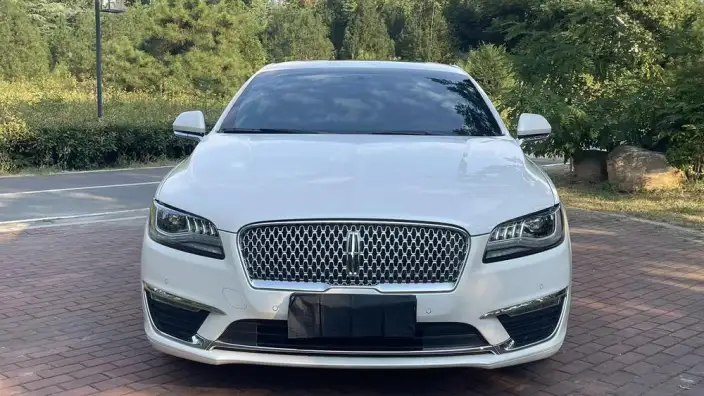 Lincoln MKZ 2019 Model 2.0T Zunya Edition China VI – фото 2
