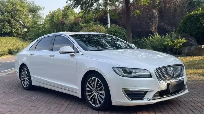 Lincoln MKZ 2019 Model 2.0T Zunya Edition China VI – фото 3