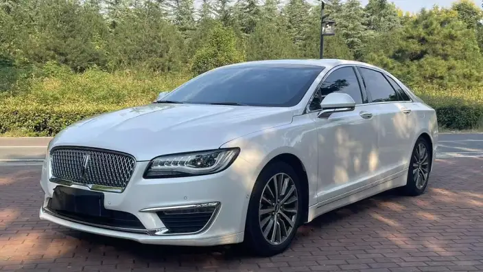 Lincoln MKZ 2019 Model 2.0T Zunya Edition China VI – фото 7