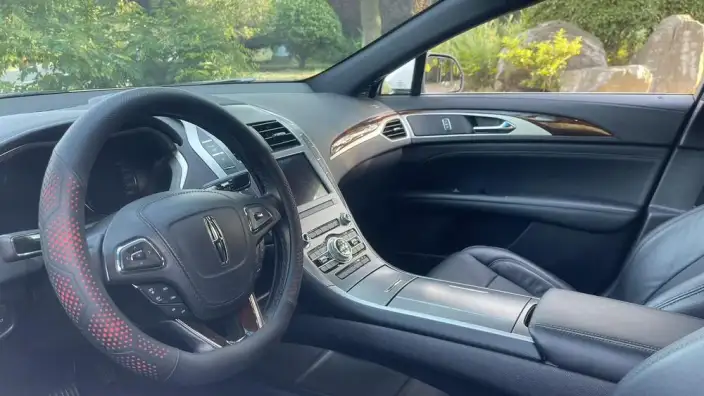 Lincoln MKZ 2019 Model 2.0T Zunya Edition China VI – фото 8