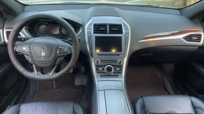 Lincoln MKZ 2019 Model 2.0T Zunya Edition China VI – фото 10