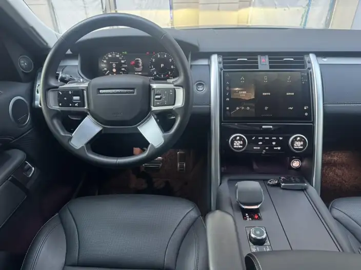 Land Rover Discovery 2023 Model Facelift 360PS R-Dynamic S – фото 7