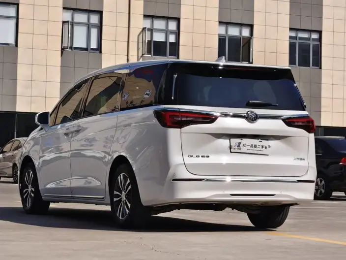 Buick GL8 2023 Model ES Luzun 2.0T Exclusive Model – фото 4