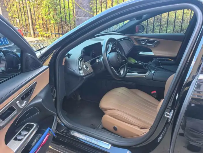 Mercedes-Benz E-Class 2024 Model E 300 L Fashion Model sedan – фото 9