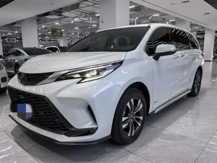 Granvia 2024 Model Intelligent Hybrid 2.5L 2WD Deluxe Edition – фото 1