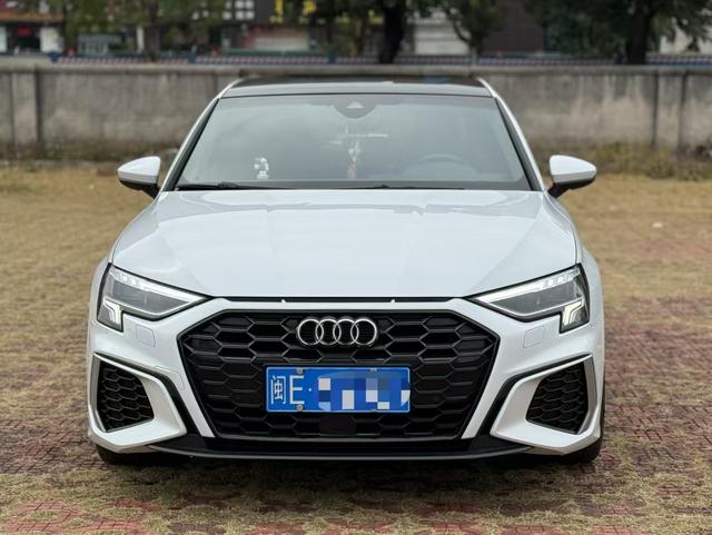 Audi A3 2021 A3L Limousine 35 TFSI Fashion Sport – фото 2