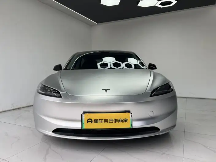 Model 3 2023 Model Rear-wheel drive version – фото 2