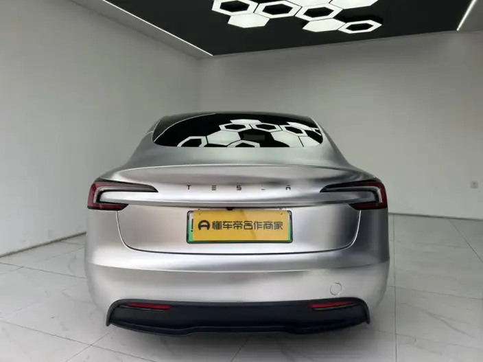 Model 3 2023 Model Rear-wheel drive version – фото 4