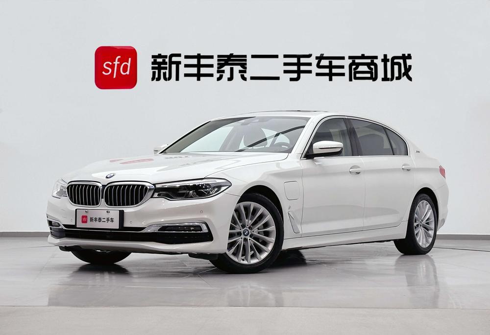 BMW 5 Series PHEV Модель 2019 года 530Le Luxury Set