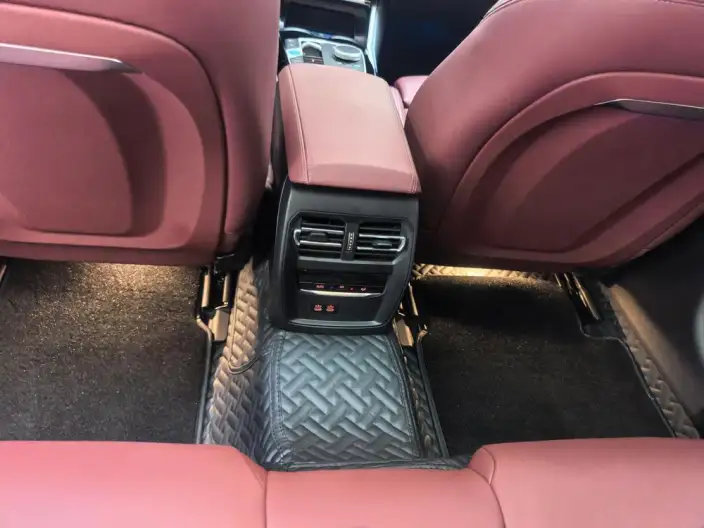 BMW i3 2023 Model eDrive35L – фото 9