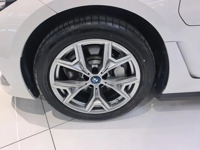 BMW i3 2023 Model eDrive35L – фото 10