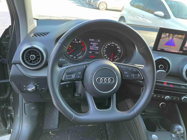 Audi Q2L 2022 35 TFSI Style Dynamic – фото 11