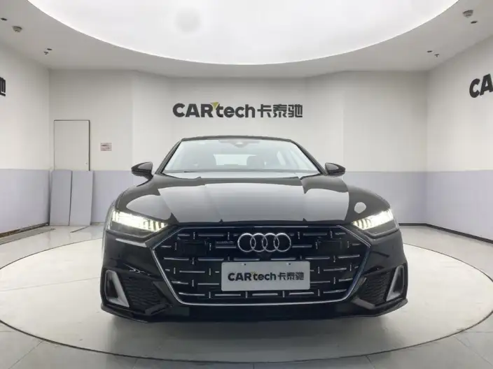 Audi A7 L 2025 Model 45 TFSI quattro Luxury Model – фото 2