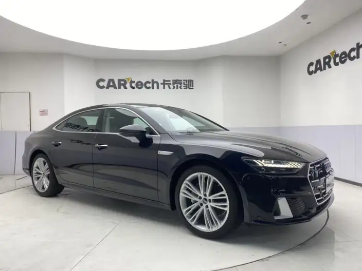 Audi A7 L 2025 Model 45 TFSI quattro Luxury Model – фото 3