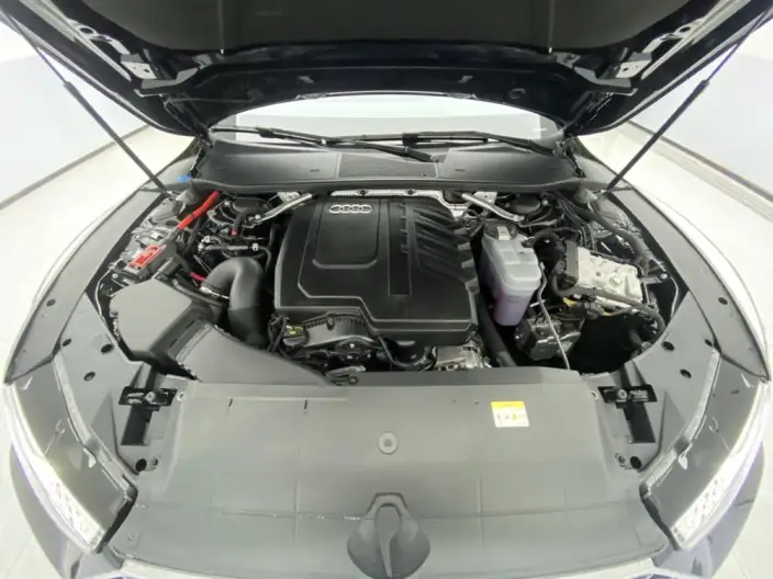 Audi A7 L 2025 Model 45 TFSI quattro Luxury Model – фото 10