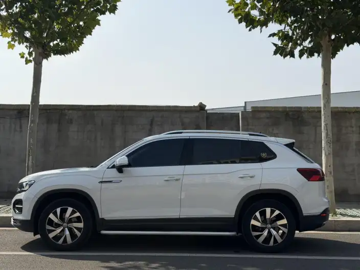 Volkswagen Tayron 2021 Model 280TSI 2WD Luxury Zhilian Edition – фото 4