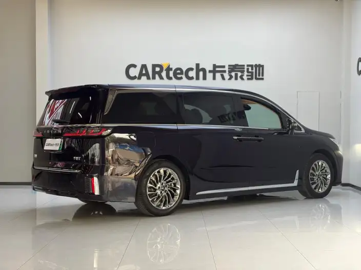 VOYAH Dreamer PHEV 2024 Model Ultra-long Endurance Superior Edition – фото 6