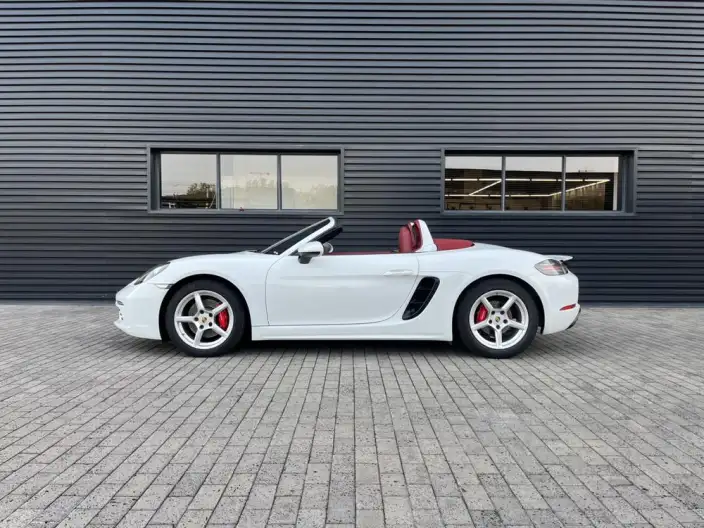 Porsche 718 2023 Model Boxster 2.0T – фото 3