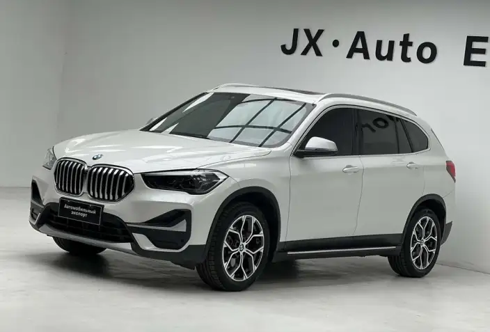 BMW X1 2022 Model sDrive20Li Fashion Model – фото 1