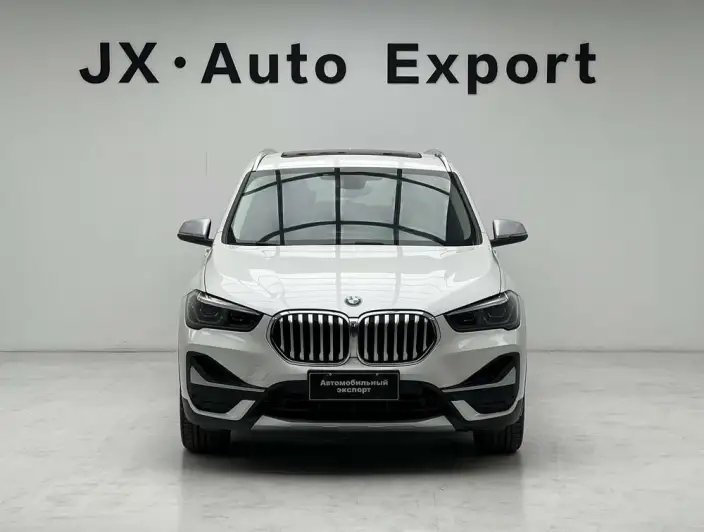 BMW X1 2022 Model sDrive20Li Fashion Model – фото 2