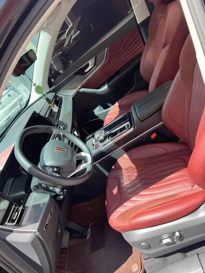 Hongqi HS5 2023 Model 2.0T Flag Xiang Pro Edition – фото 10
