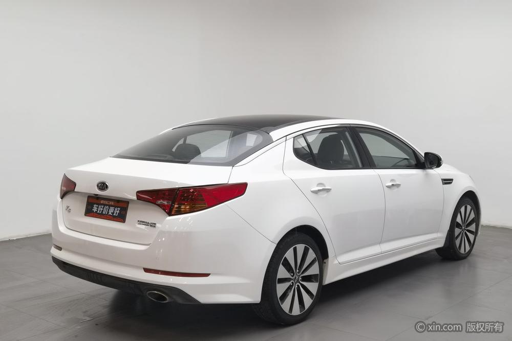 Kia K5 2011 2.0L автоматическое DLX