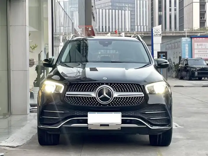 Mercedes-Benz GLE Imported 2023 Model GLE 350 4MATIC Fashion Model – фото 2