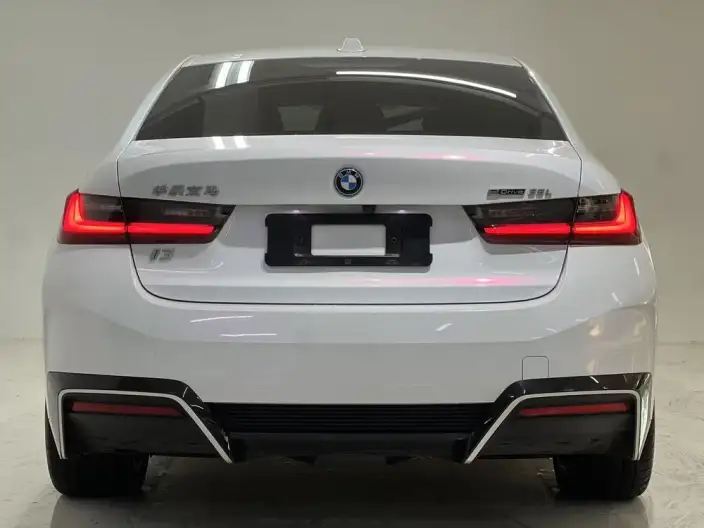 BMW i3 2023 Model eDrive35L – фото 3