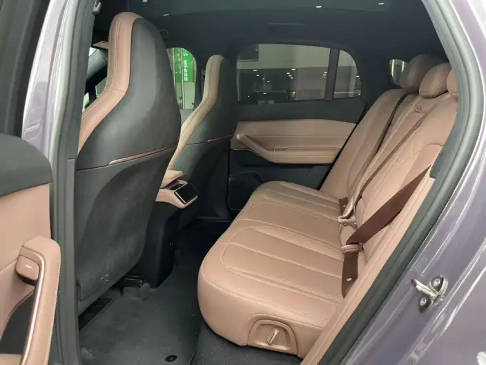 NIO EC6 2023 Model 75kWh – фото 9