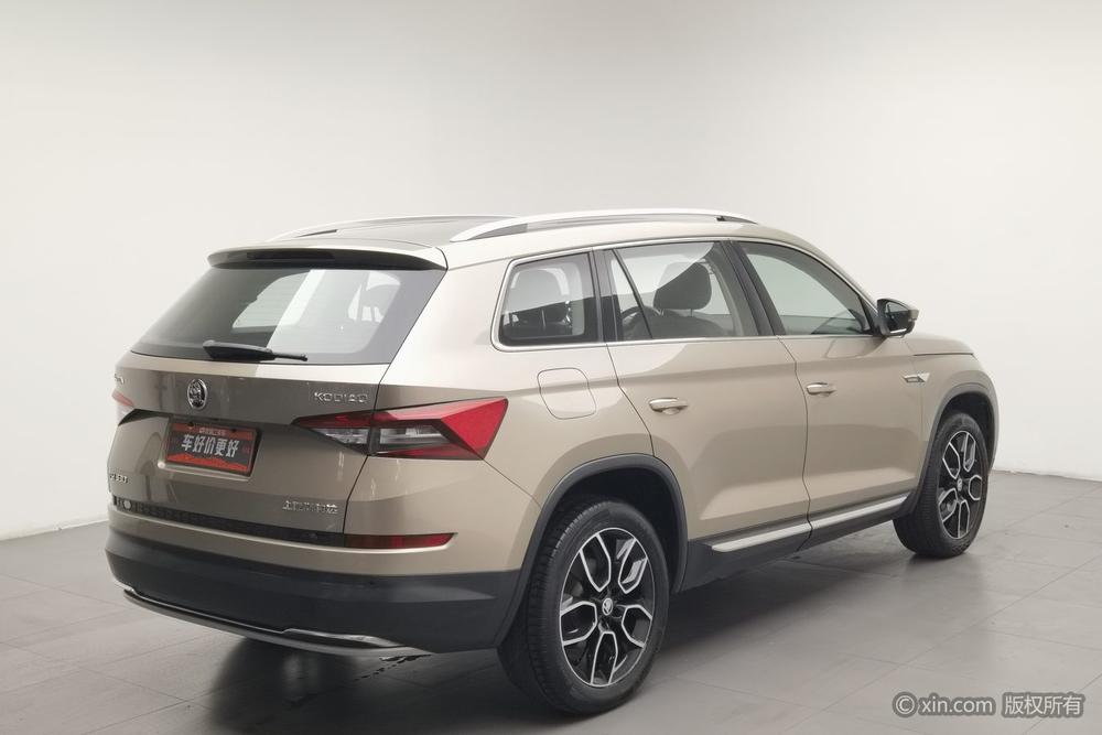 Skoda Kodiaq 2018 комплектация TSI330 7 seat 2WD Luxury Premium Edition